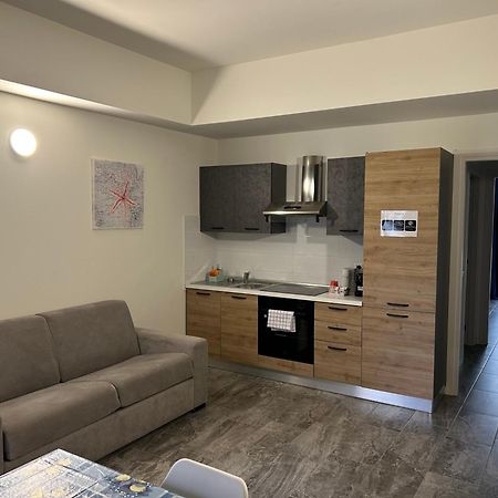 Roberta House Apartment รอซซาโน ภายนอก รูปภาพ